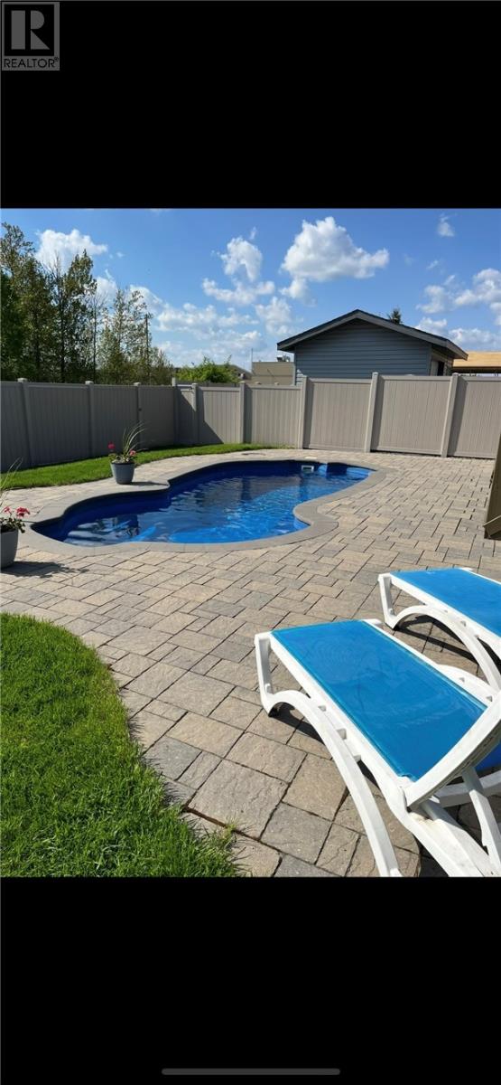 4721 Country Club Drive, Azilda, Ontario  P0M 1B0 - Photo 11 - 2125328