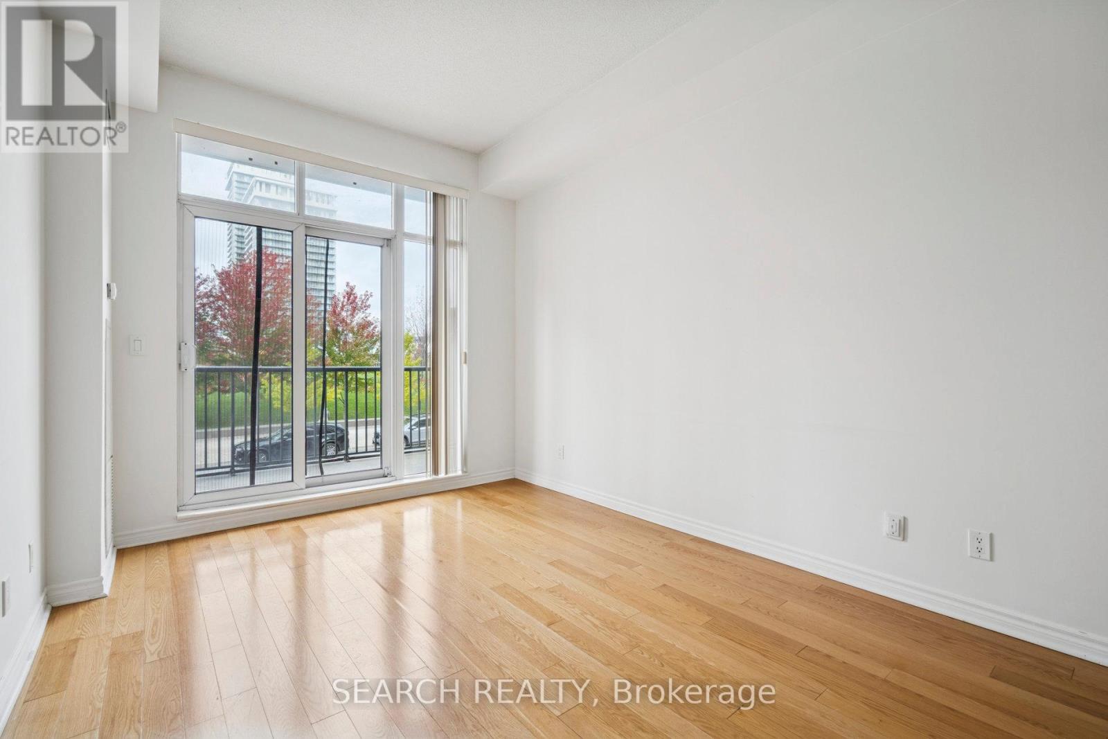 203 - 330 Princess Royal Drive, Mississauga, Ontario  L5B 4P7 - Photo 16 - W12477687