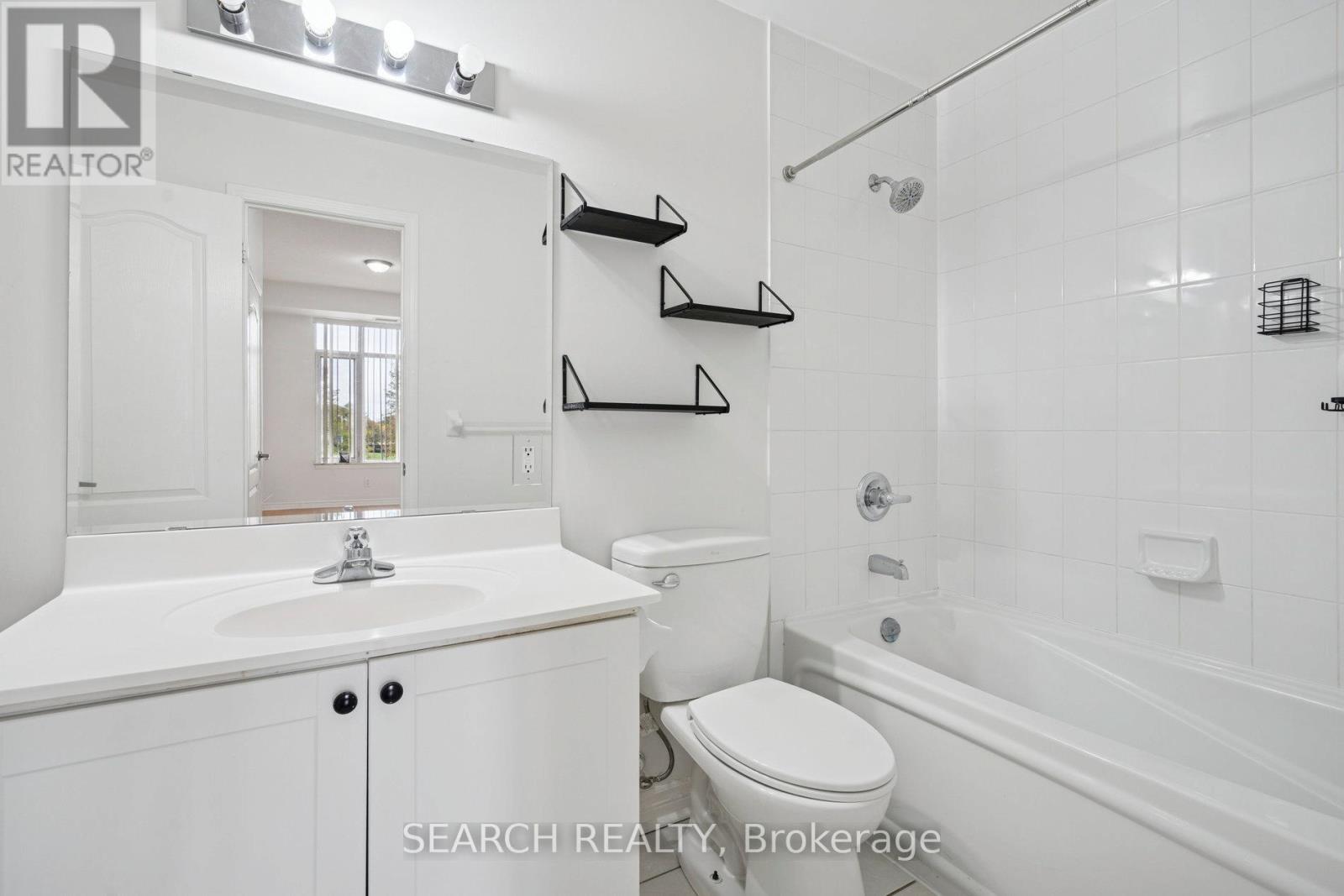 203 - 330 Princess Royal Drive, Mississauga, Ontario  L5B 4P7 - Photo 23 - W12477687