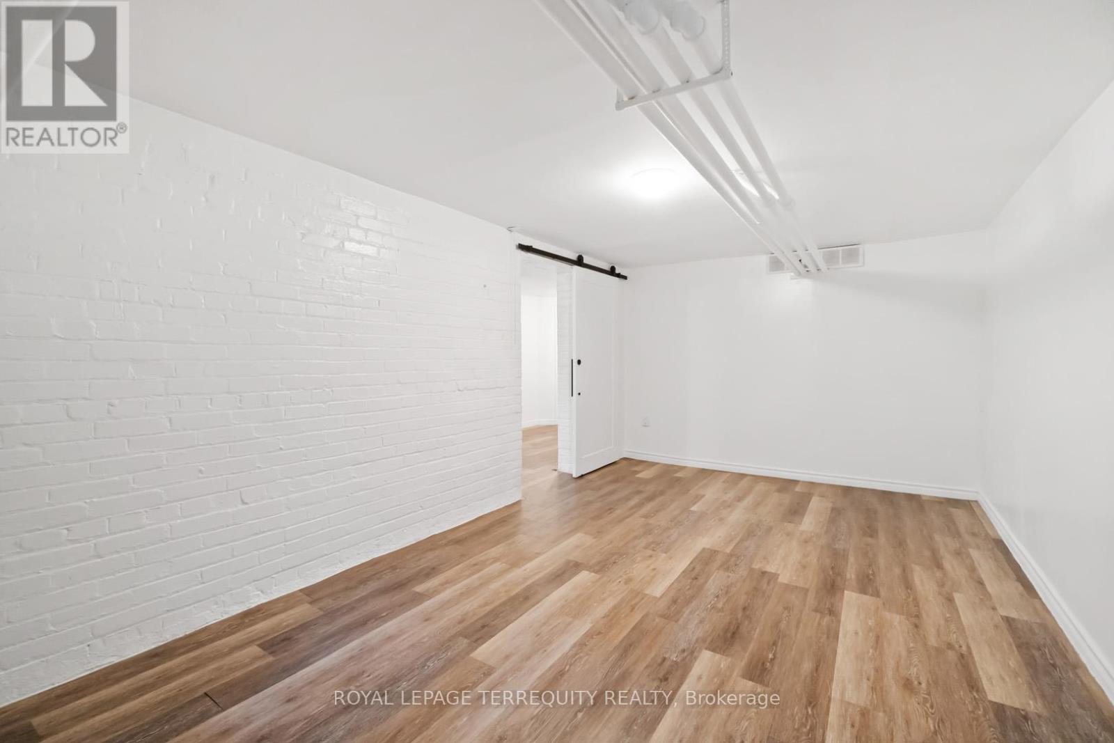 Basement - 33 St John's Road, Toronto, Ontario  M6P 1T7 - Photo 10 - W12477696