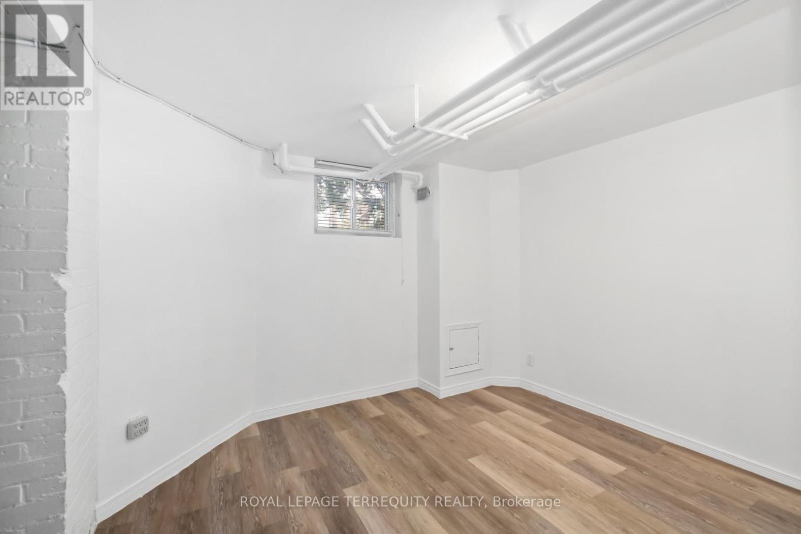 Basement - 33 St John's Road, Toronto, Ontario  M6P 1T7 - Photo 14 - W12477696