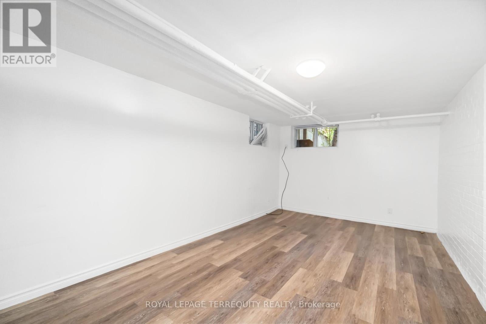 Basement - 33 St John's Road, Toronto, Ontario  M6P 1T7 - Photo 9 - W12477696