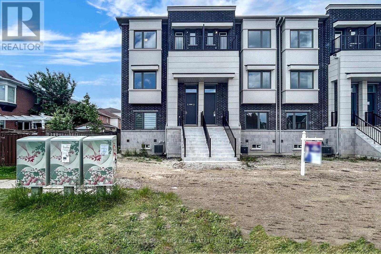 154 Landsbridge Street, Caledon, Ontario  L7E 2C8 - Photo 44 - W12477719