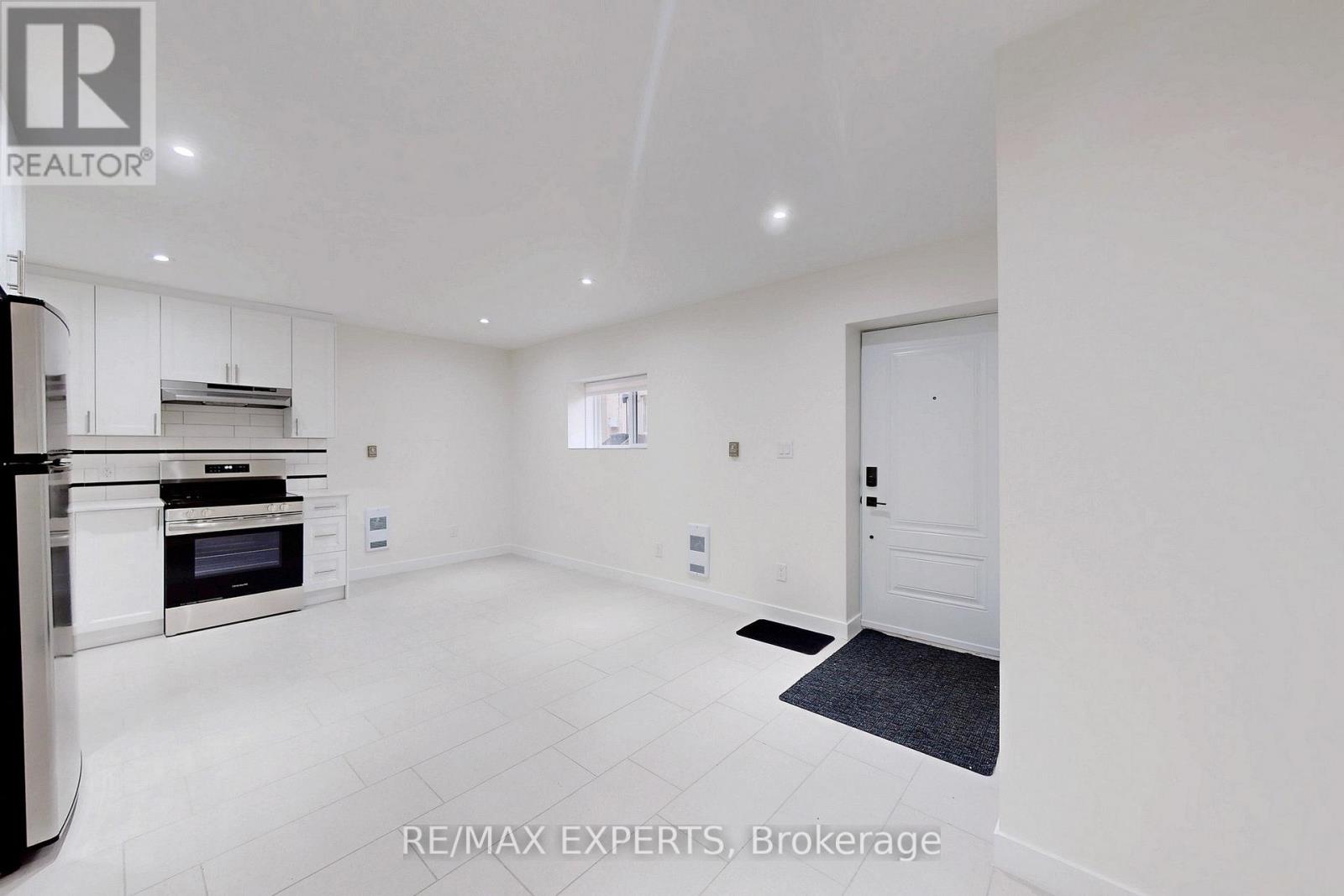 1a - 18 Faulkner Street, Orangeville, Ontario  L9W 2G5 - Photo 4 - W12477720