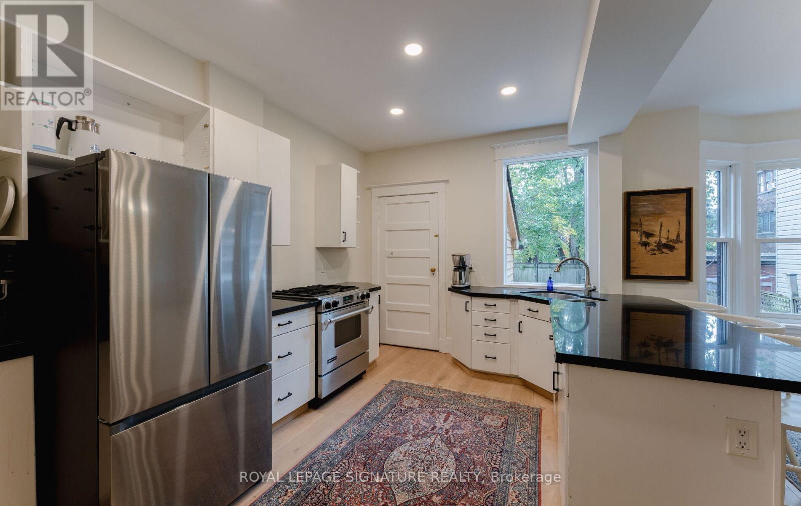135 Marion Street, Toronto, Ontario  M6R 1E6 - Photo 13 - W12477722