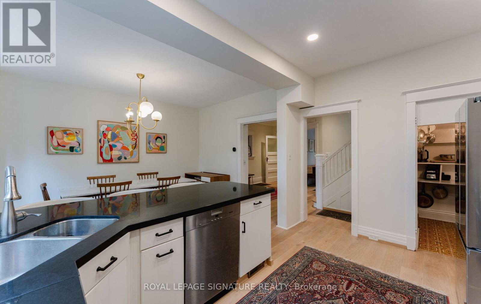 135 Marion Street, Toronto, Ontario  M6R 1E6 - Photo 14 - W12477722