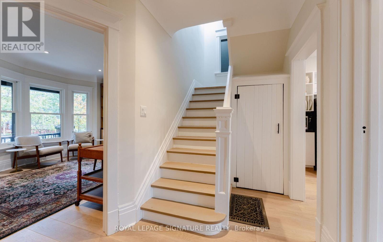 135 Marion Street, Toronto, Ontario  M6R 1E6 - Photo 18 - W12477722