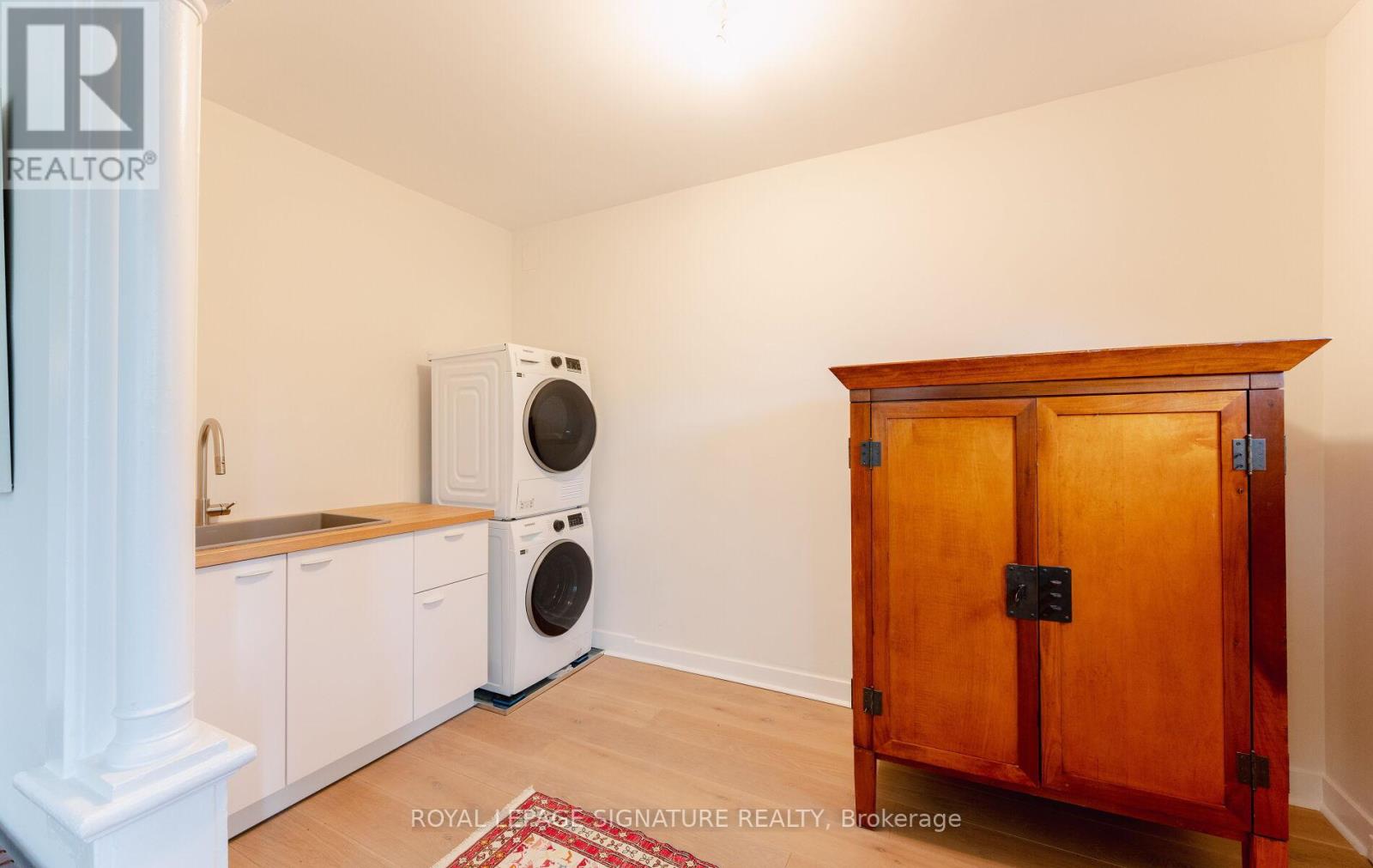 135 Marion Street, Toronto, Ontario  M6R 1E6 - Photo 24 - W12477722