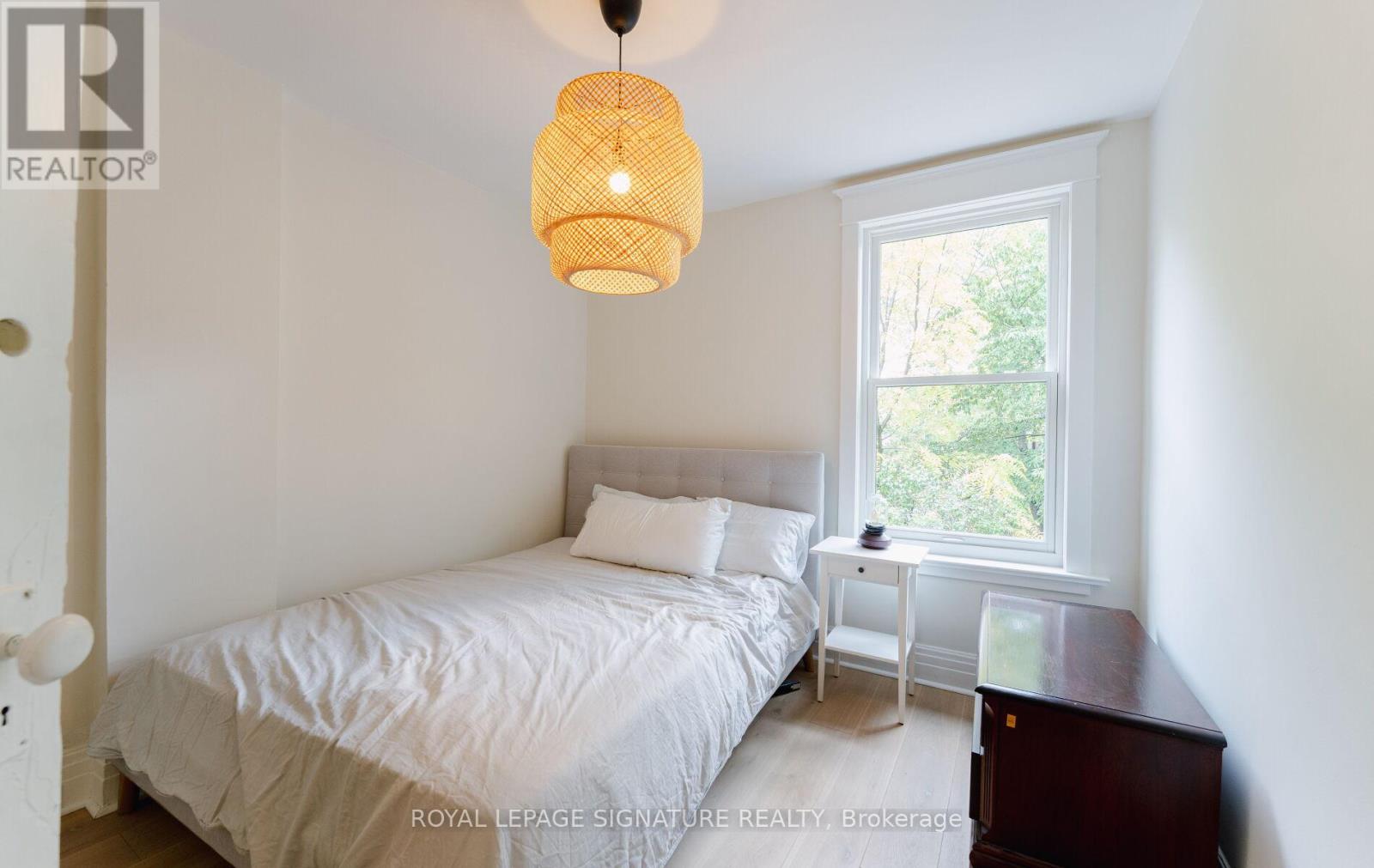 135 Marion Street, Toronto, Ontario  M6R 1E6 - Photo 31 - W12477722