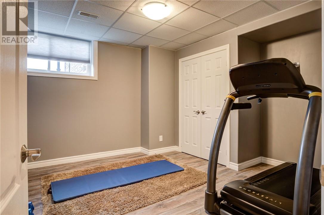 4721 Country Club Drive, Azilda, Ontario  P0M 1B0 - Photo 31 - 2125328