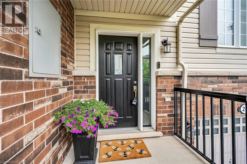 21 Hepworth Crescent, Hamilton, Ontario  L9G 3K9 - Photo 3 - 40751878
