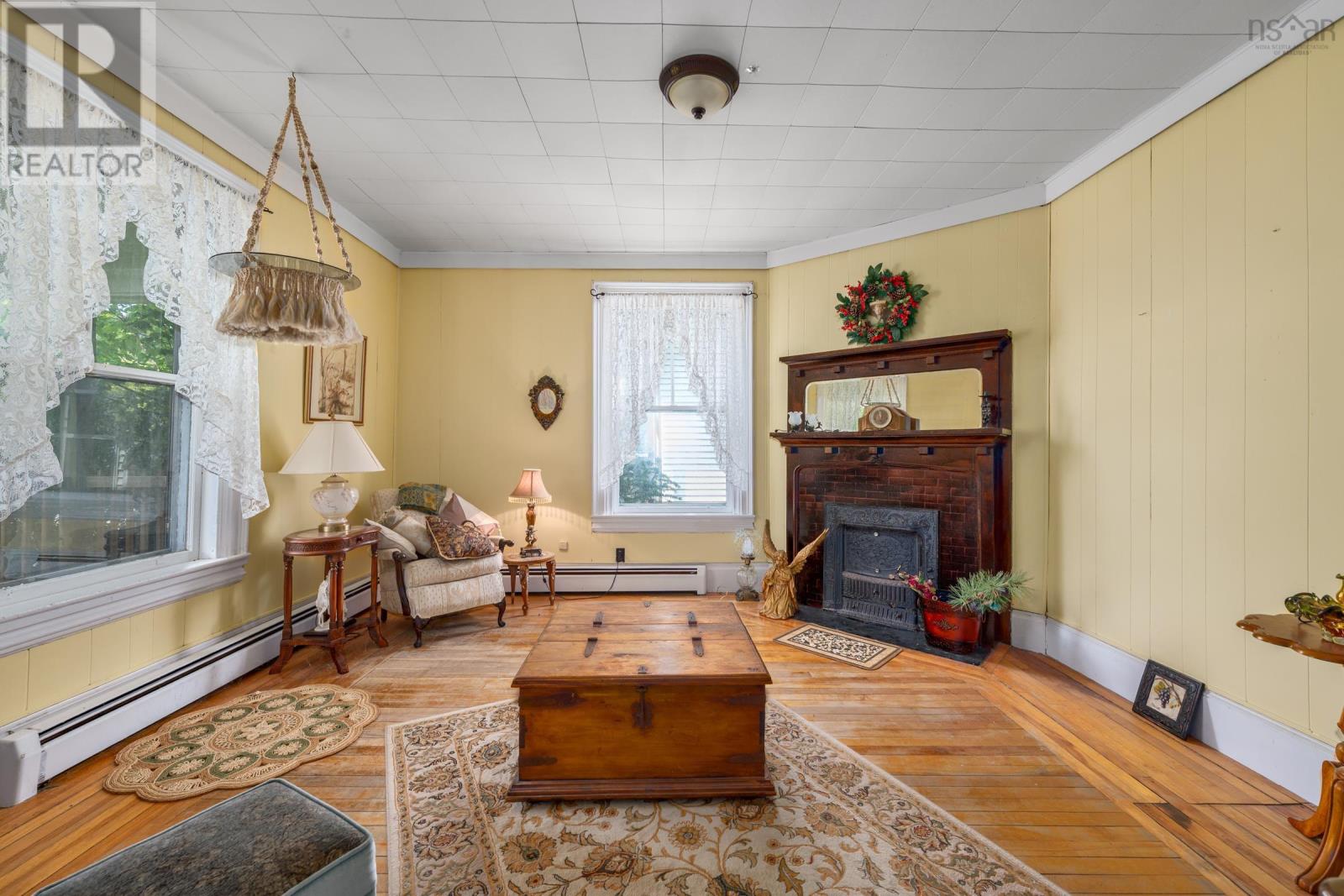 182/184 Queen Street, Digby, Nova Scotia  B0V 1A0 - Photo 12 - 202513482