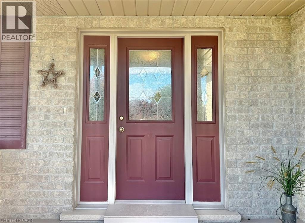 31 Geoffery Road, Port Dover, Ontario  N0A 1N4 - Photo 3 - 40777087