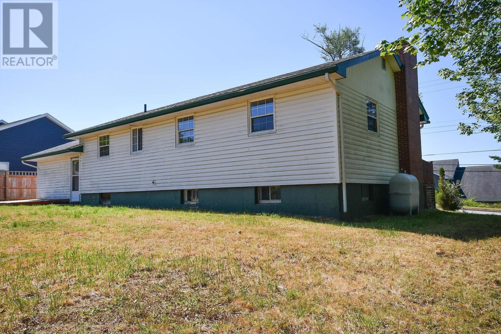 18 Bissett Road, Cole Harbour, Nova Scotia  B2V 2T1 - Photo 45 - 202520908