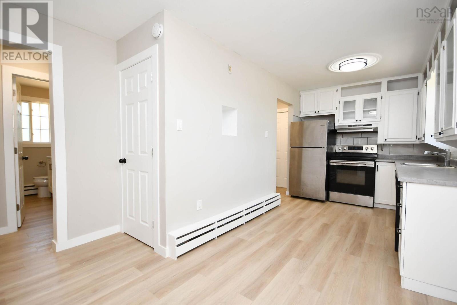 18 Bissett Road, Cole Harbour, Nova Scotia  B2V 2T1 - Photo 12 - 202520908