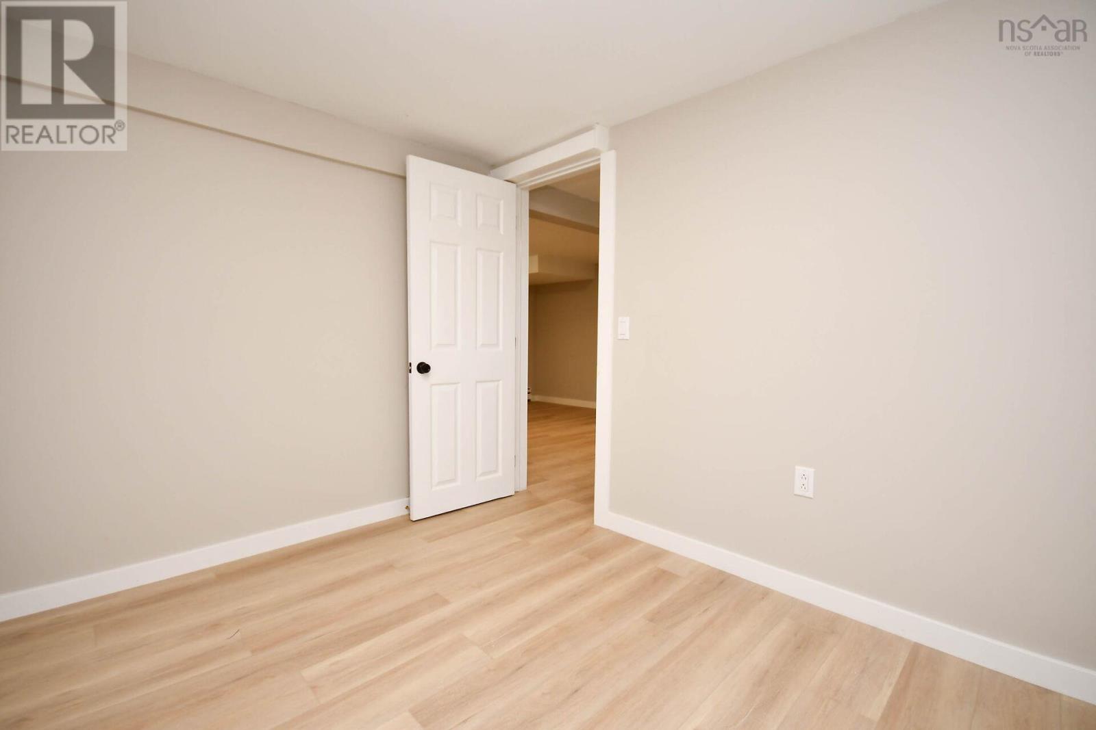 18 Bissett Road, Cole Harbour, Nova Scotia  B2V 2T1 - Photo 37 - 202520908