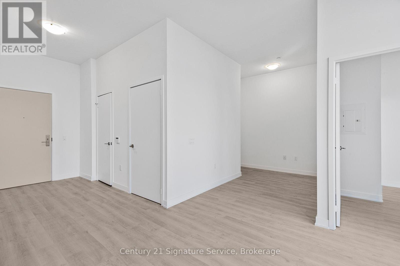2010 - 15 Richardson Street, Toronto, Ontario  M5A 0Y5 - Photo 9 - C12475986