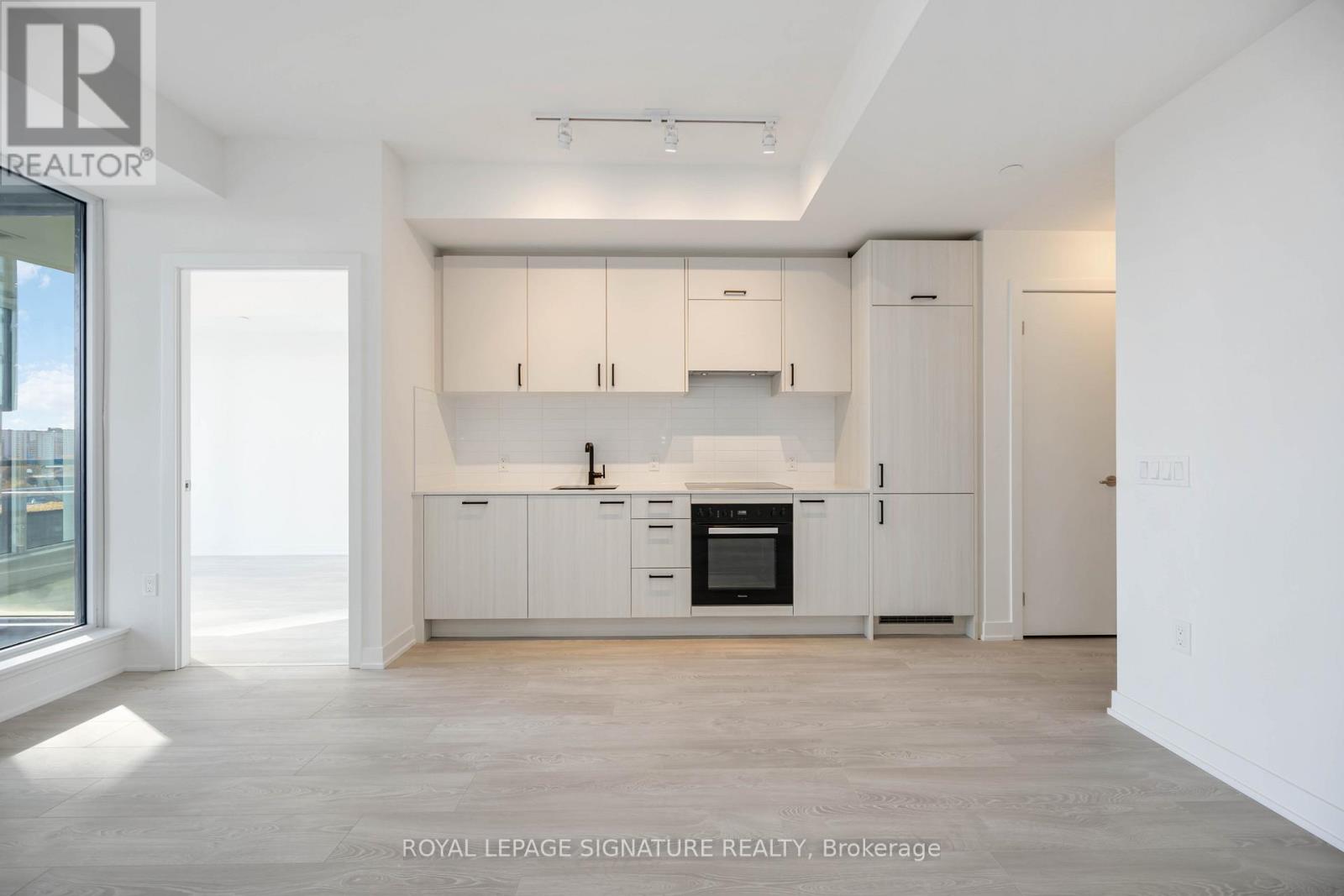 505 - 1 Kyle Lowry Road, Toronto, Ontario  M3C 0S6 - Photo 10 - C12476065