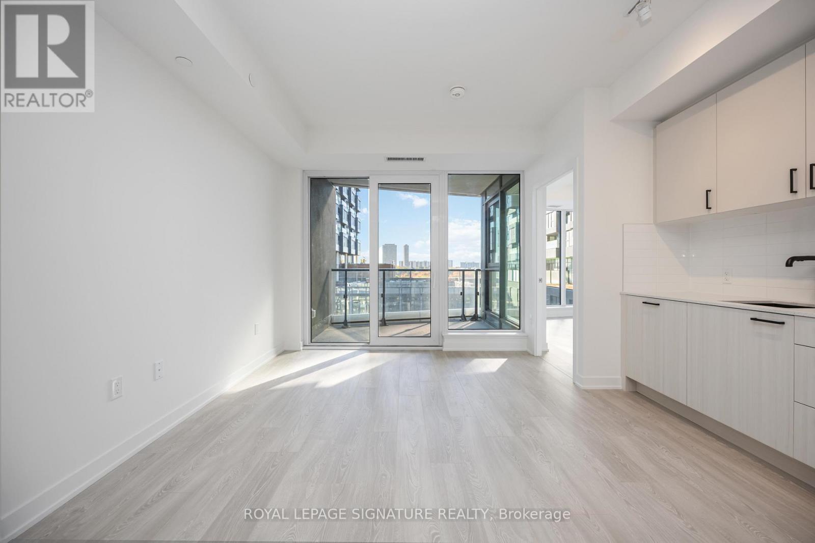 505 - 1 Kyle Lowry Road, Toronto, Ontario  M3C 0S6 - Photo 7 - C12476065