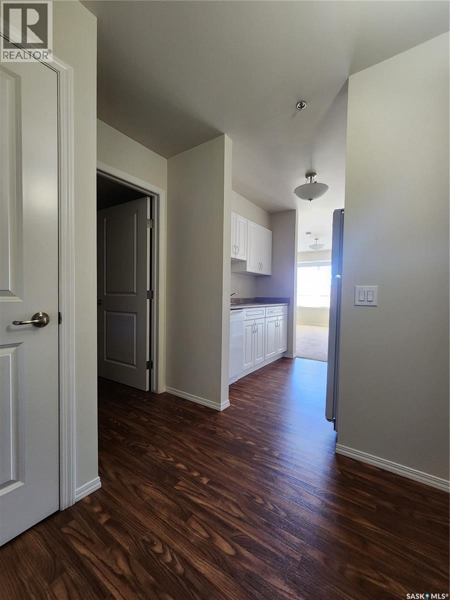 321 680 7th Avenue E, Melville, Saskatchewan  S0A 2P0 - Photo 27 - SK021525