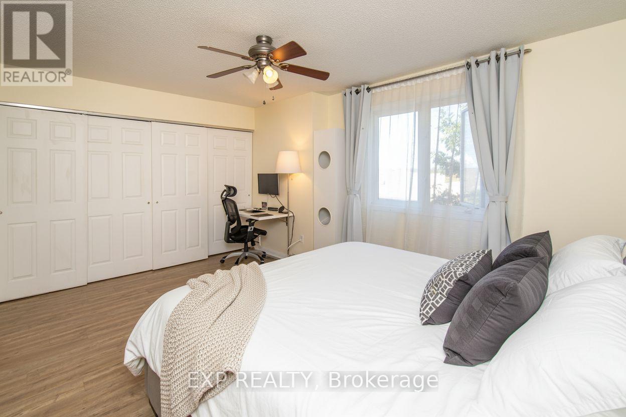 64 - 175 Stanley Street, Barrie, Ontario  L4M 0G2 - Photo 24 - S12473874