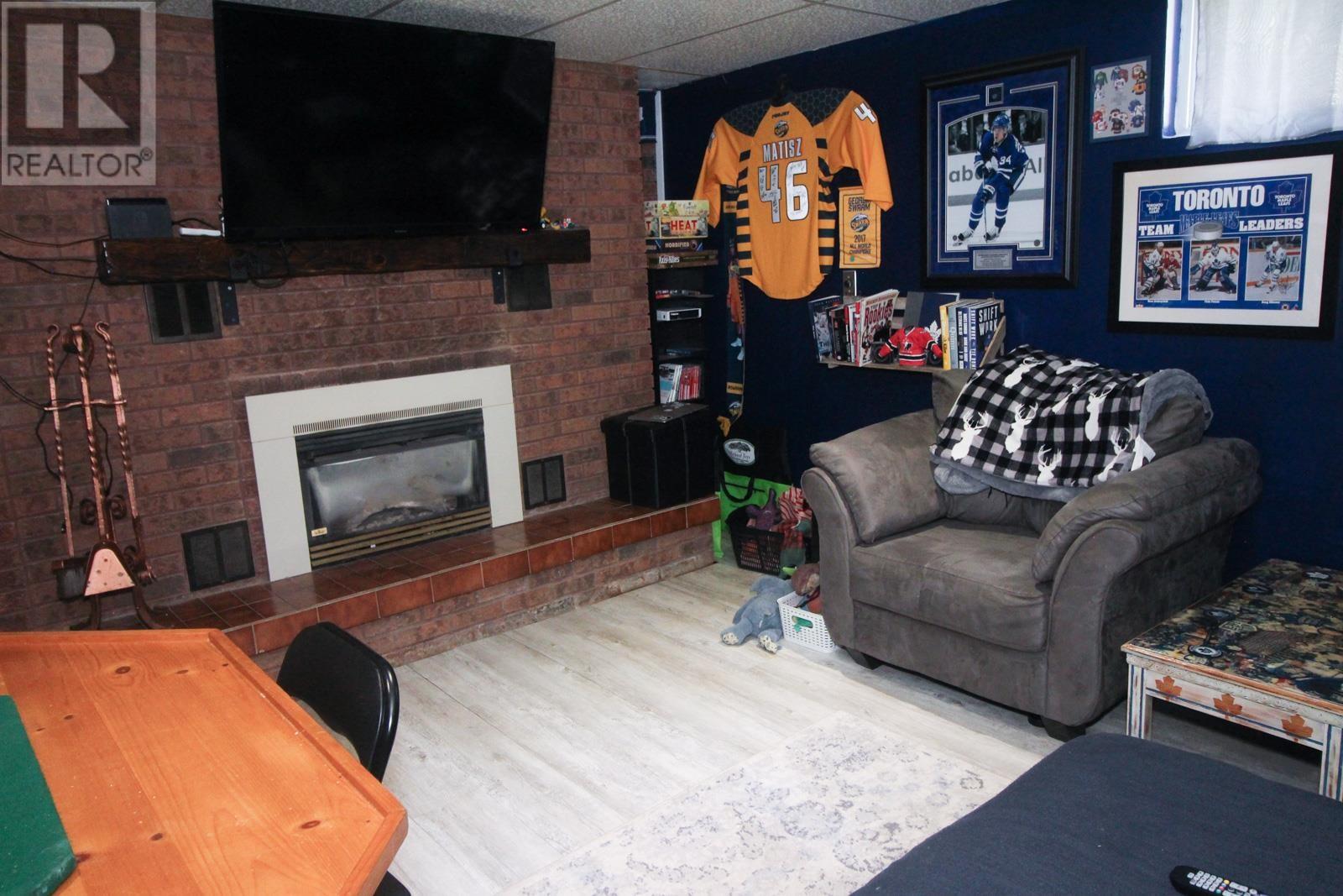 30 Sutton Pl, Sault Ste. Marie, Ontario  P6A 6B4 - Photo 33 - SM252763