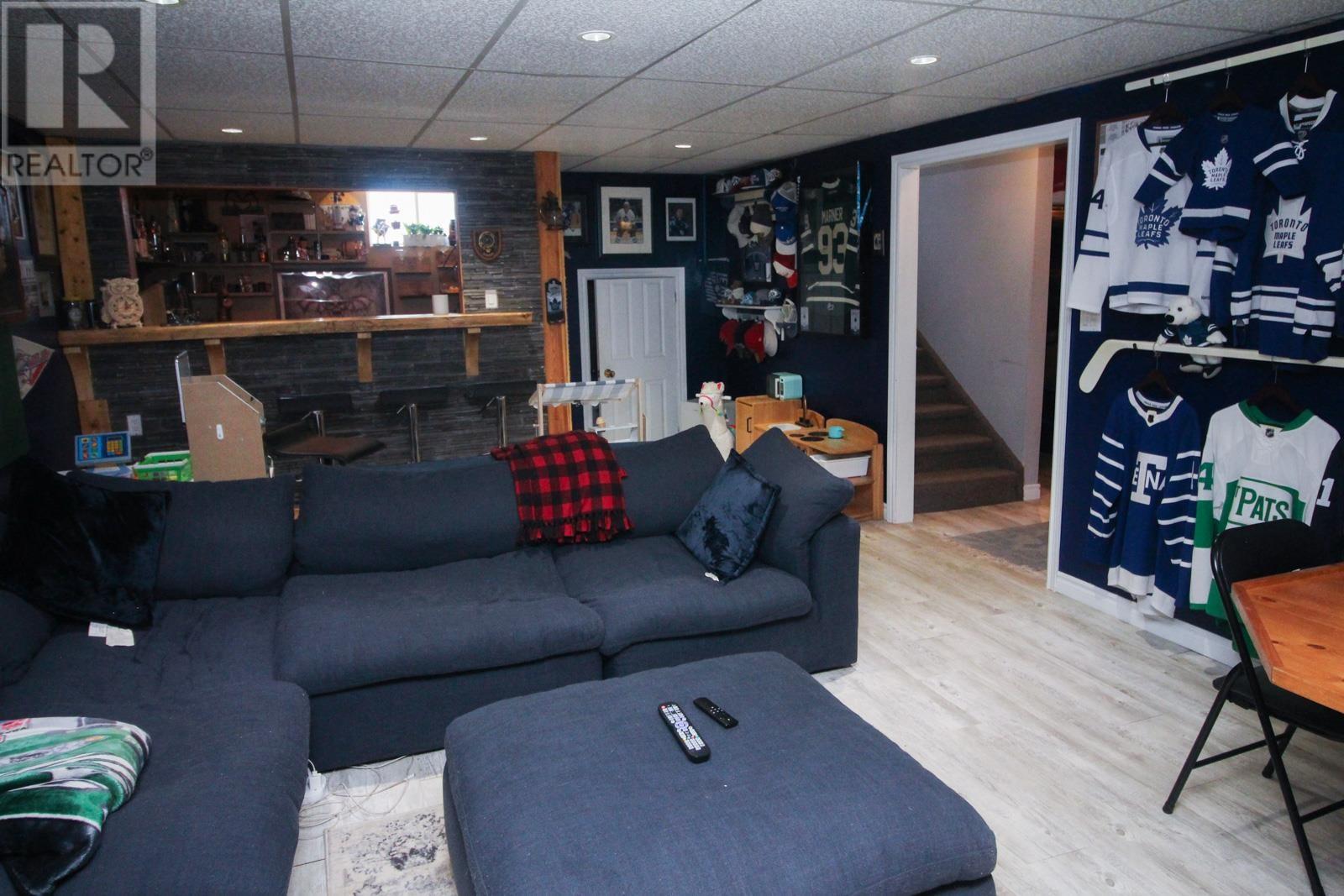 30 Sutton Pl, Sault Ste. Marie, Ontario  P6A 6B4 - Photo 34 - SM252763