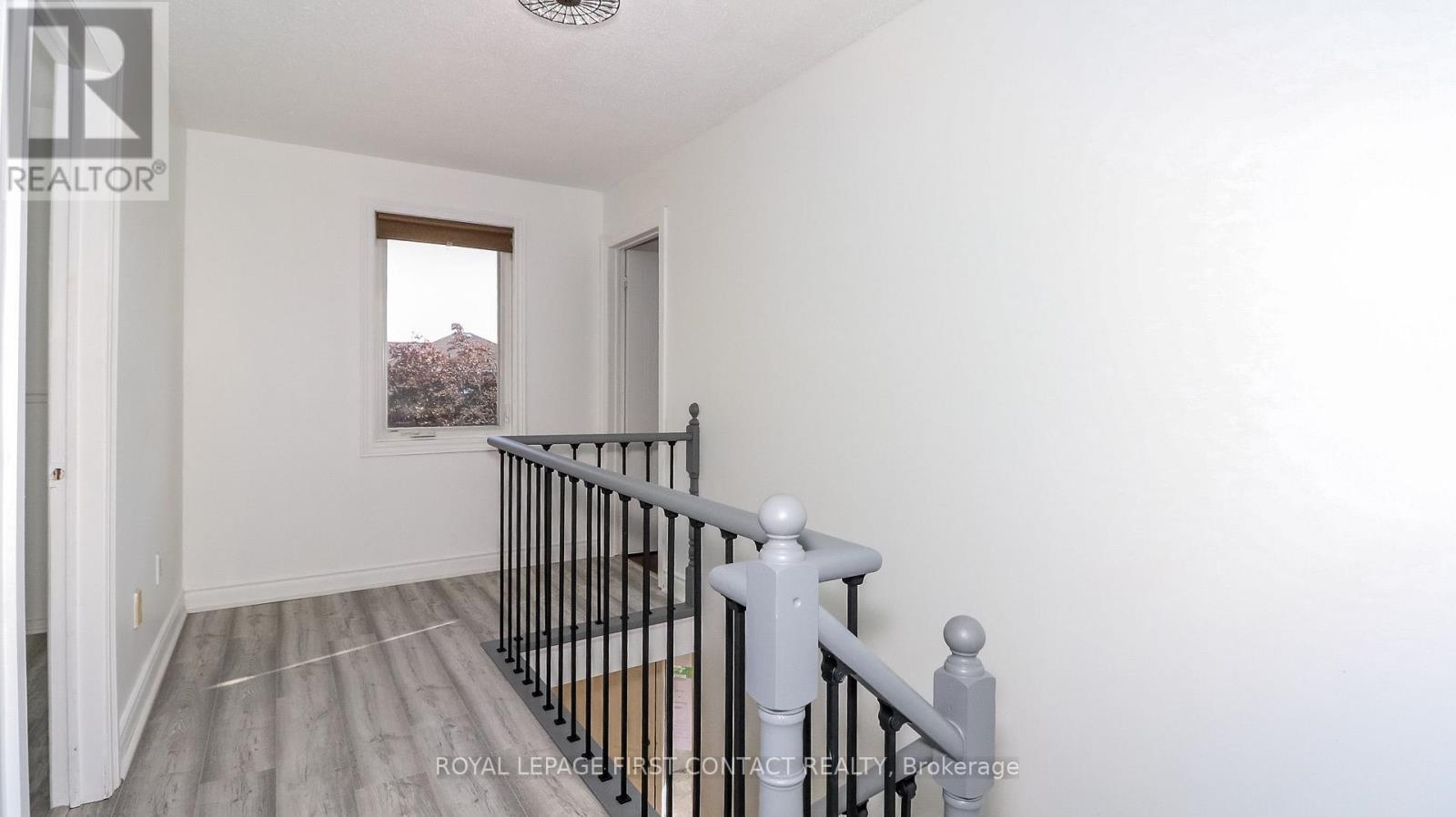 194 Kozlov Street, Barrie, Ontario  L4N 7H6 - Photo 18 - S12476152