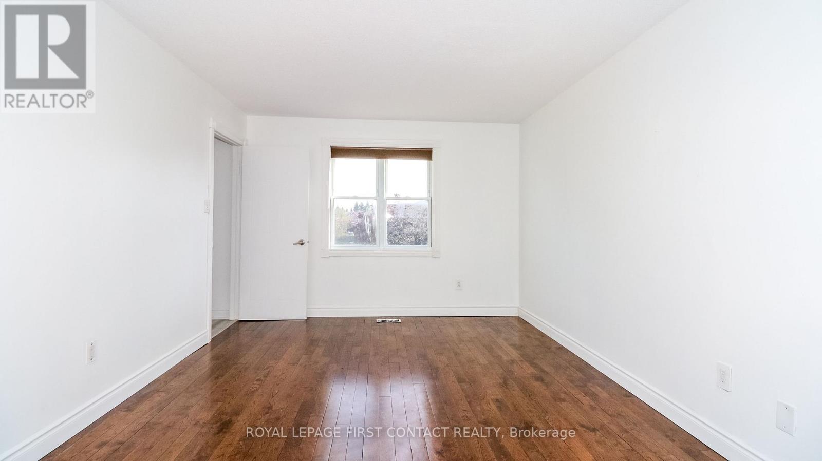 194 Kozlov Street, Barrie, Ontario  L4N 7H6 - Photo 21 - S12476152