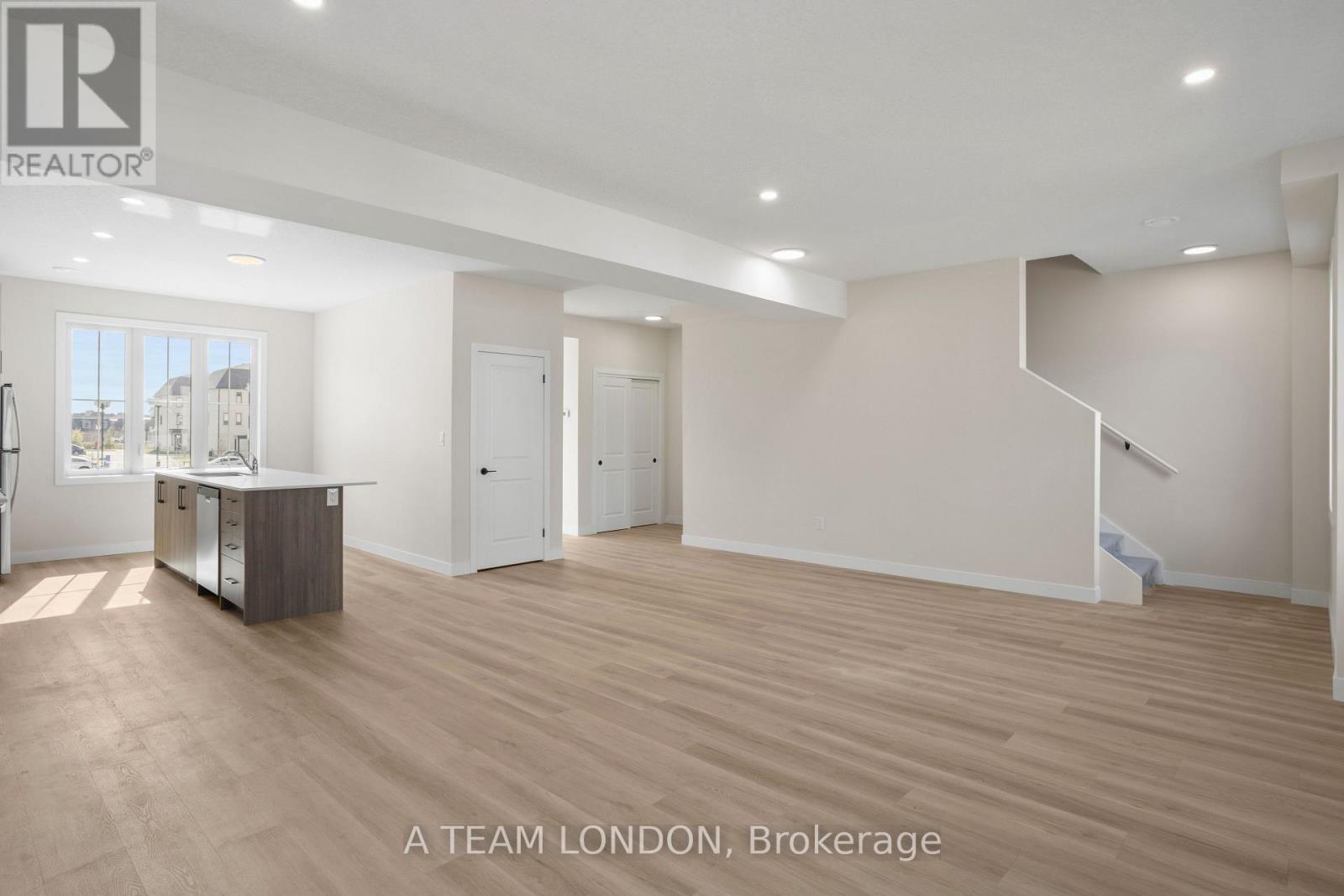 193 - 310 Callaway Road, London North, Ontario N6G 0N8 - Photo 14 - X12472661