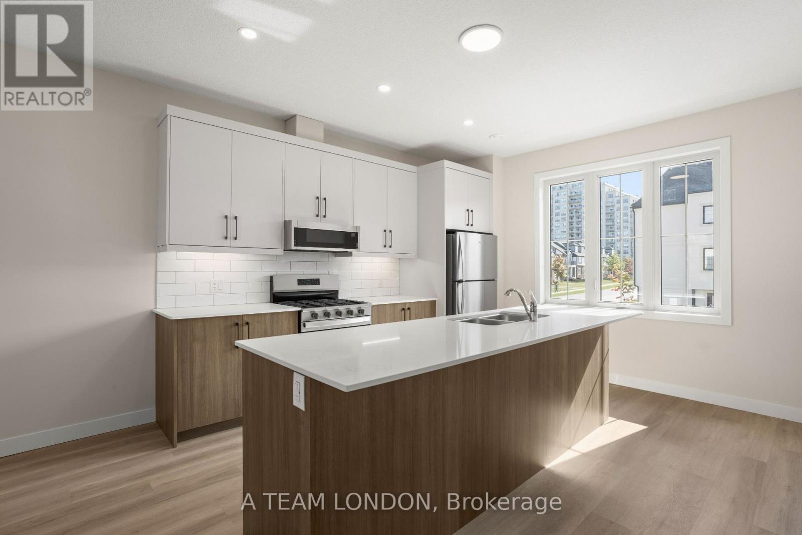 193 - 310 Callaway Road, London North, Ontario N6G 0N8 - Photo 5 - X12472661