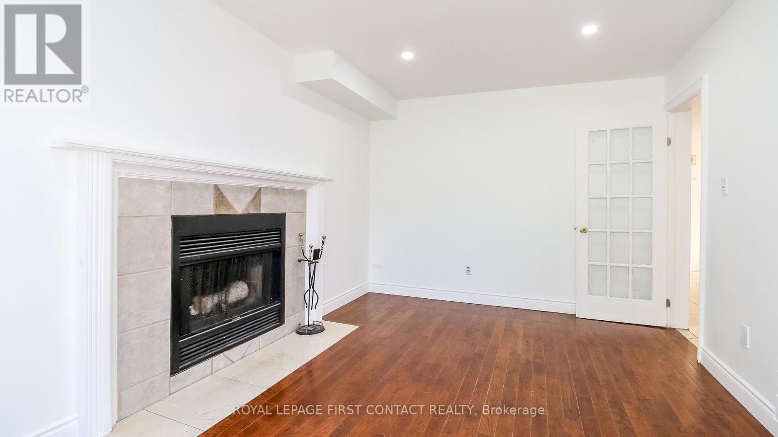 194 Kozlov Street, Barrie, Ontario  L4N 7H6 - Photo 13 - S12476152