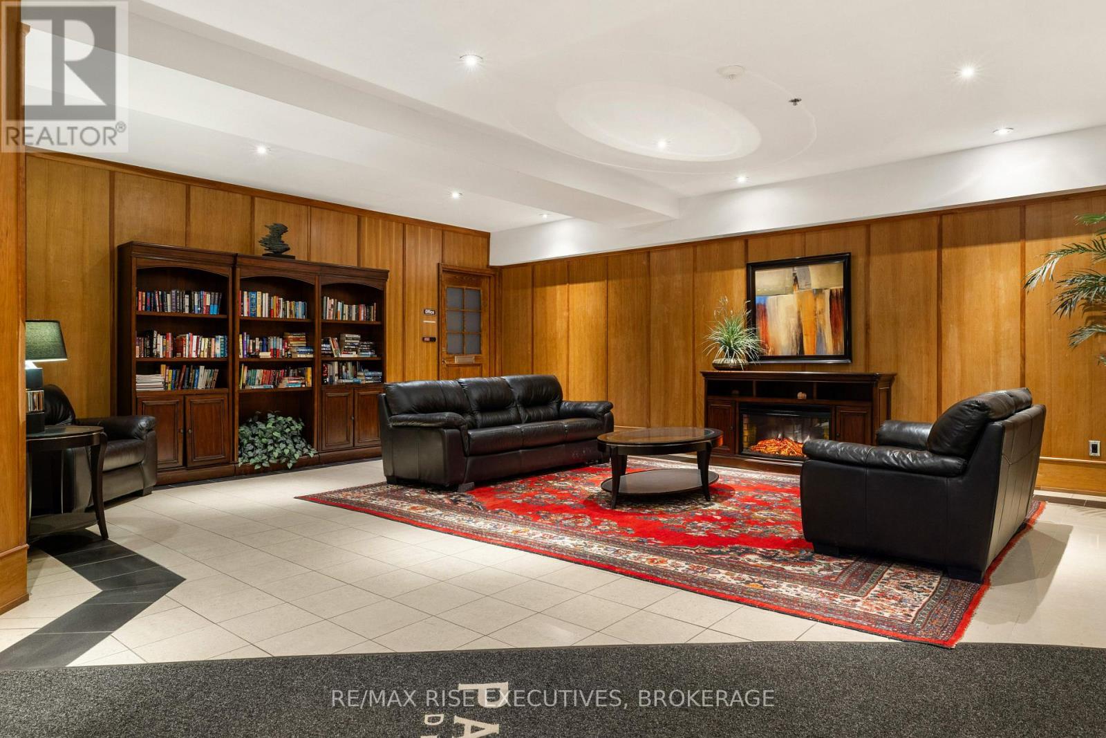 418 - 539 Armstrong Road, Kingston (East Gardiners Rd), Ontario  K7M 0C6 - Photo 33 - X12475966