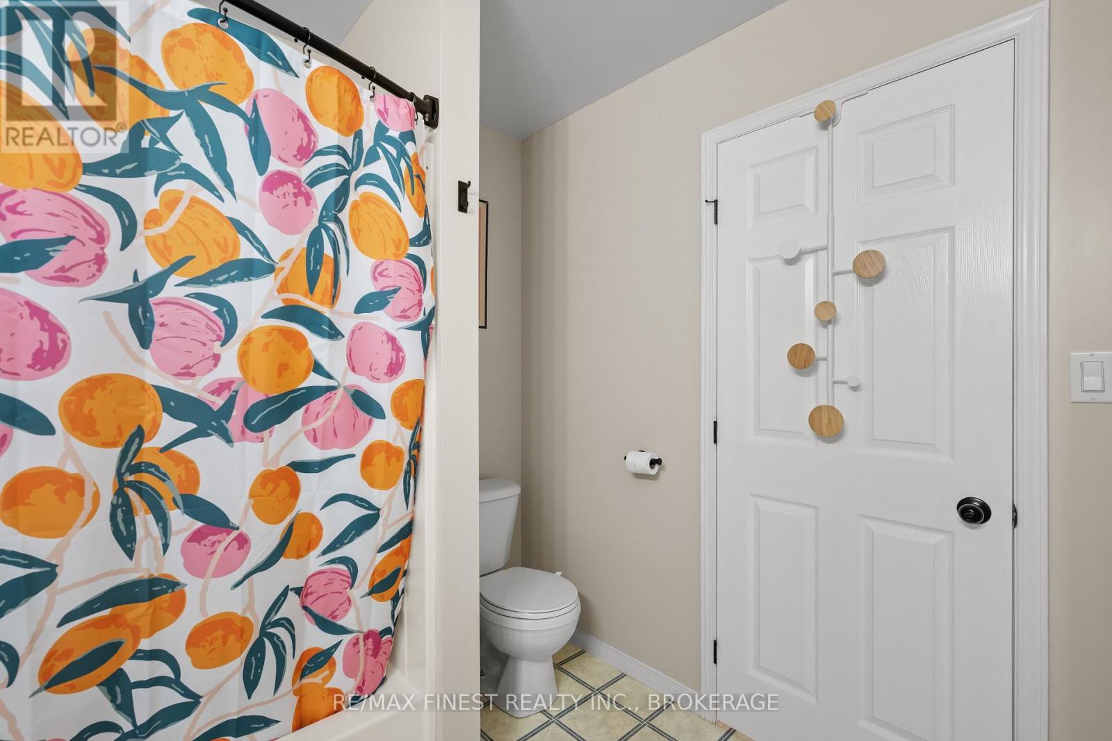 1032 Redwood Crescent, Kingston (City Northwest), Ontario  K7P 3G7 - Photo 10 - X12475998