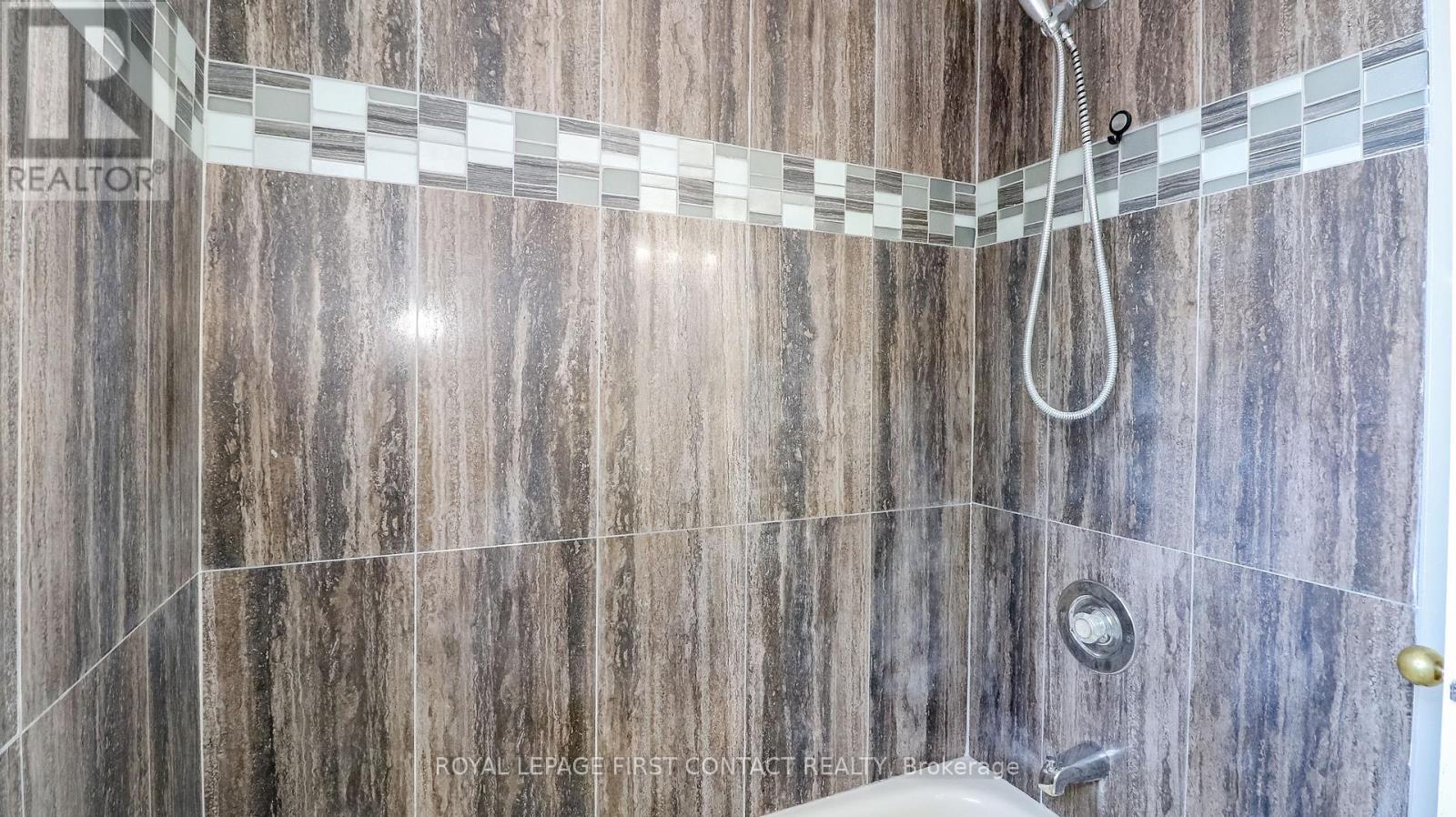 194 Kozlov Street, Barrie, Ontario  L4N 7H6 - Photo 31 - S12476152