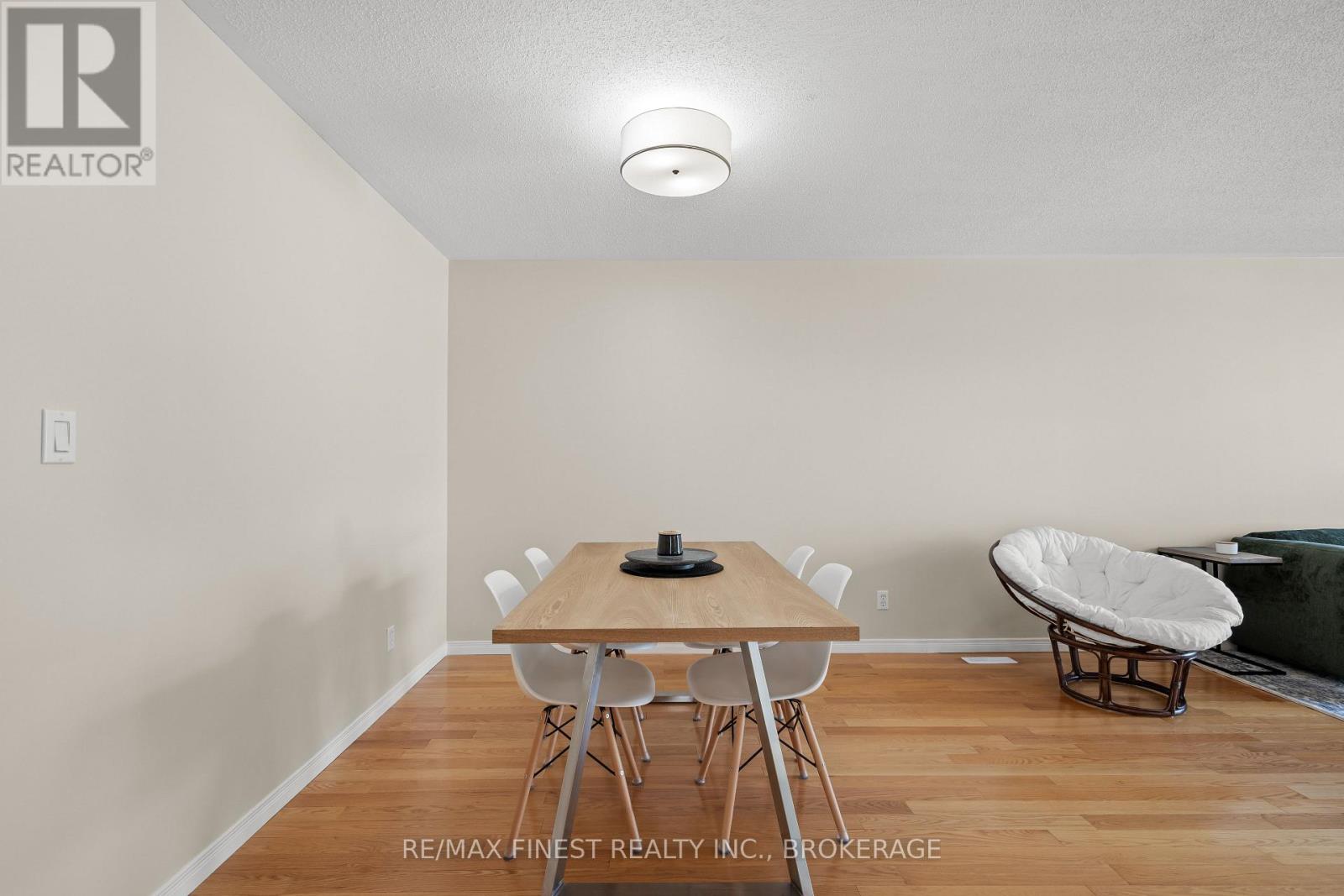 1032 Redwood Crescent, Kingston (City Northwest), Ontario  K7P 3G7 - Photo 6 - X12475998