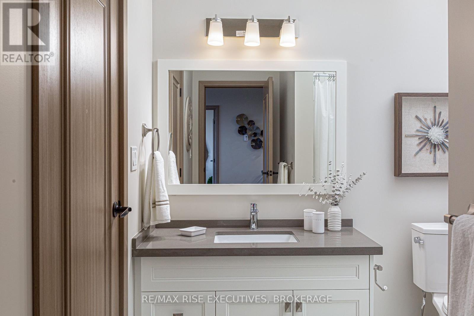 506 - 847 Development Drive, Kingston (South Of Taylor-Kidd Blvd), Ontario  K7M 4W6 - Photo 12 - X12476109