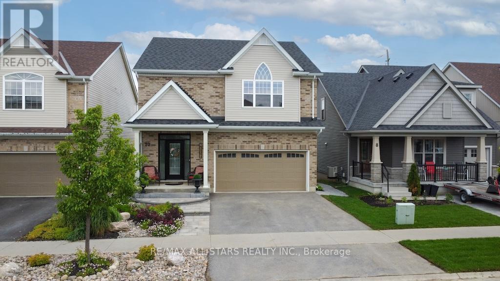 10 Silverbrook Avenue, Kawartha Lakes, Ontario  K9V 0L9 - Photo 1 - X12377263