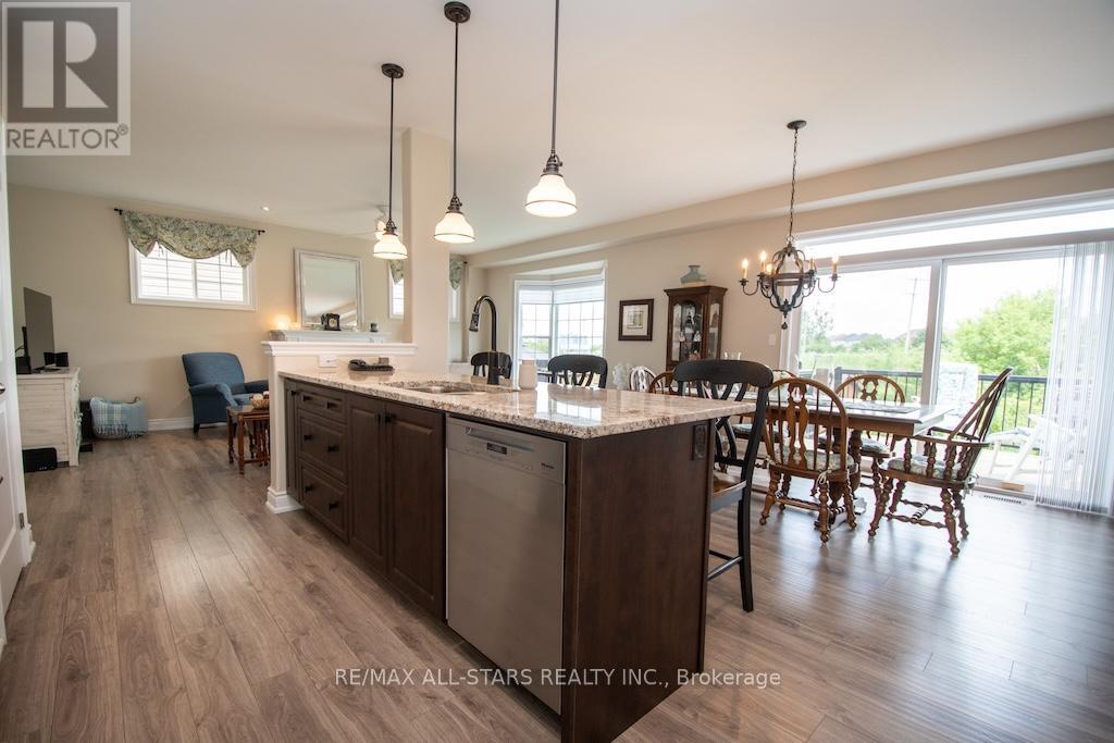 10 Silverbrook Avenue, Kawartha Lakes, Ontario  K9V 0L9 - Photo 17 - X12377263