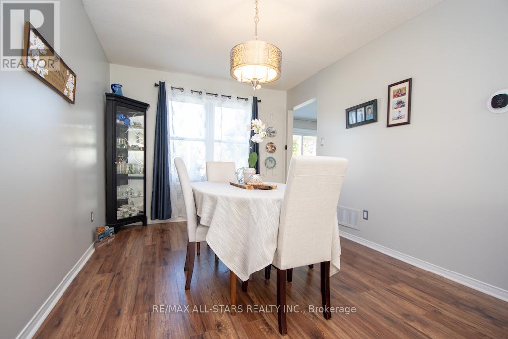 176 Elgin Street, Kawartha Lakes, Ontario  K9V 6B3 - Photo 14 - X12454119