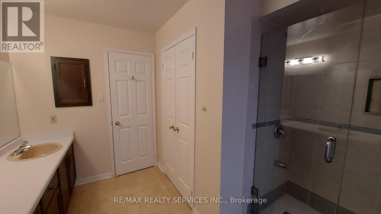 26 Hacienda Court, Brampton, Ontario  L6Z 3J1 - Photo 29 - W12348242