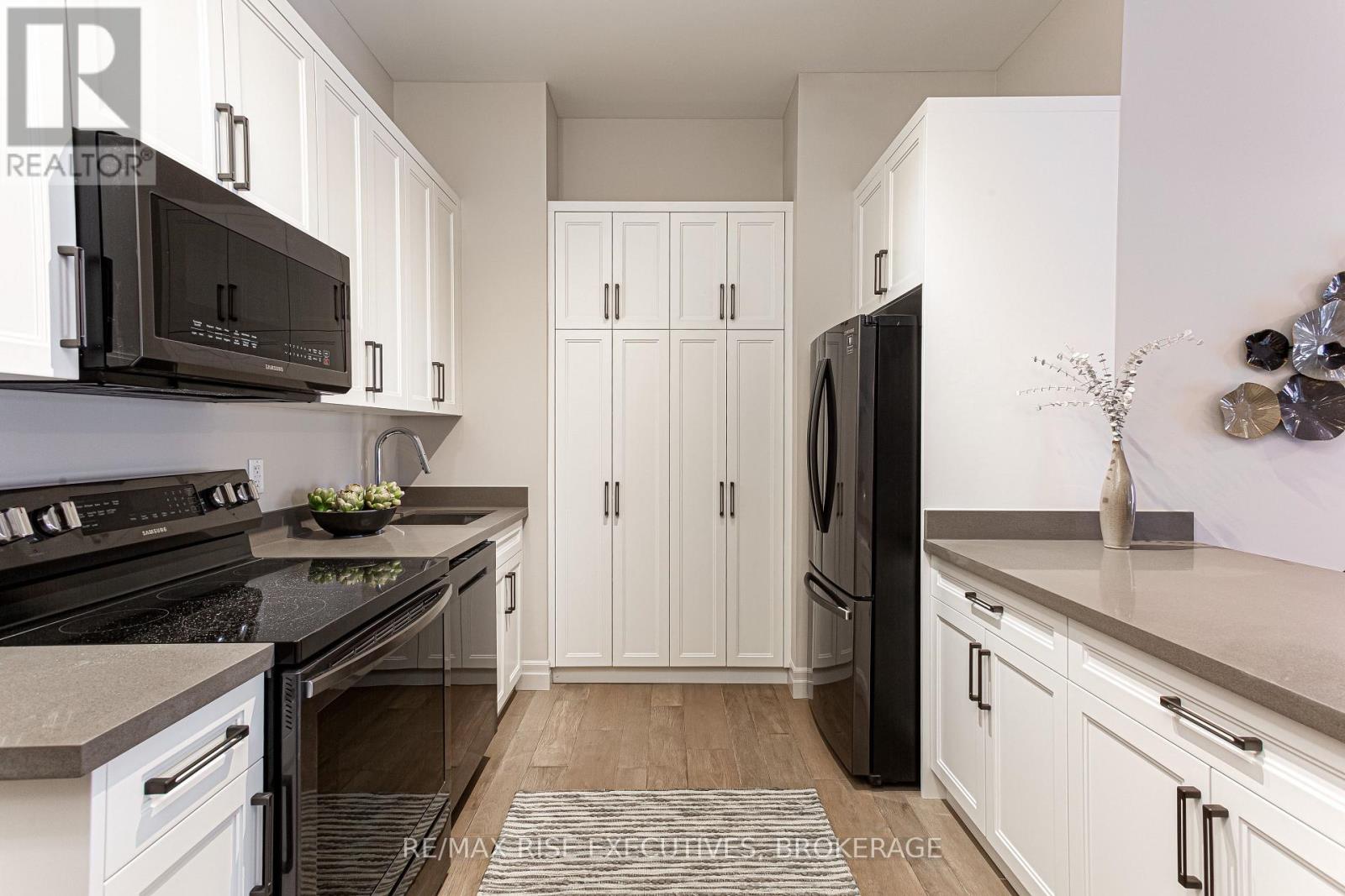 506 - 847 Development Drive, Kingston (South Of Taylor-Kidd Blvd), Ontario  K7M 4W6 - Photo 5 - X12476109