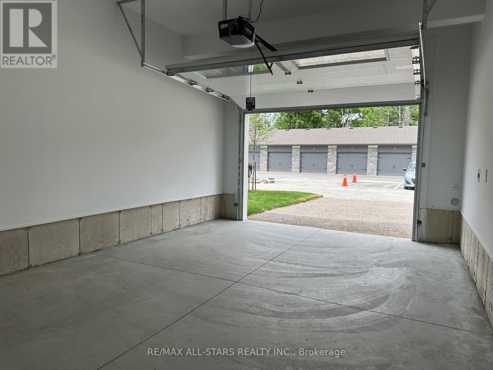 6 - 21 Hampton Lane, Selwyn, Ontario K0L 2H0 - Photo 28 - X12284281