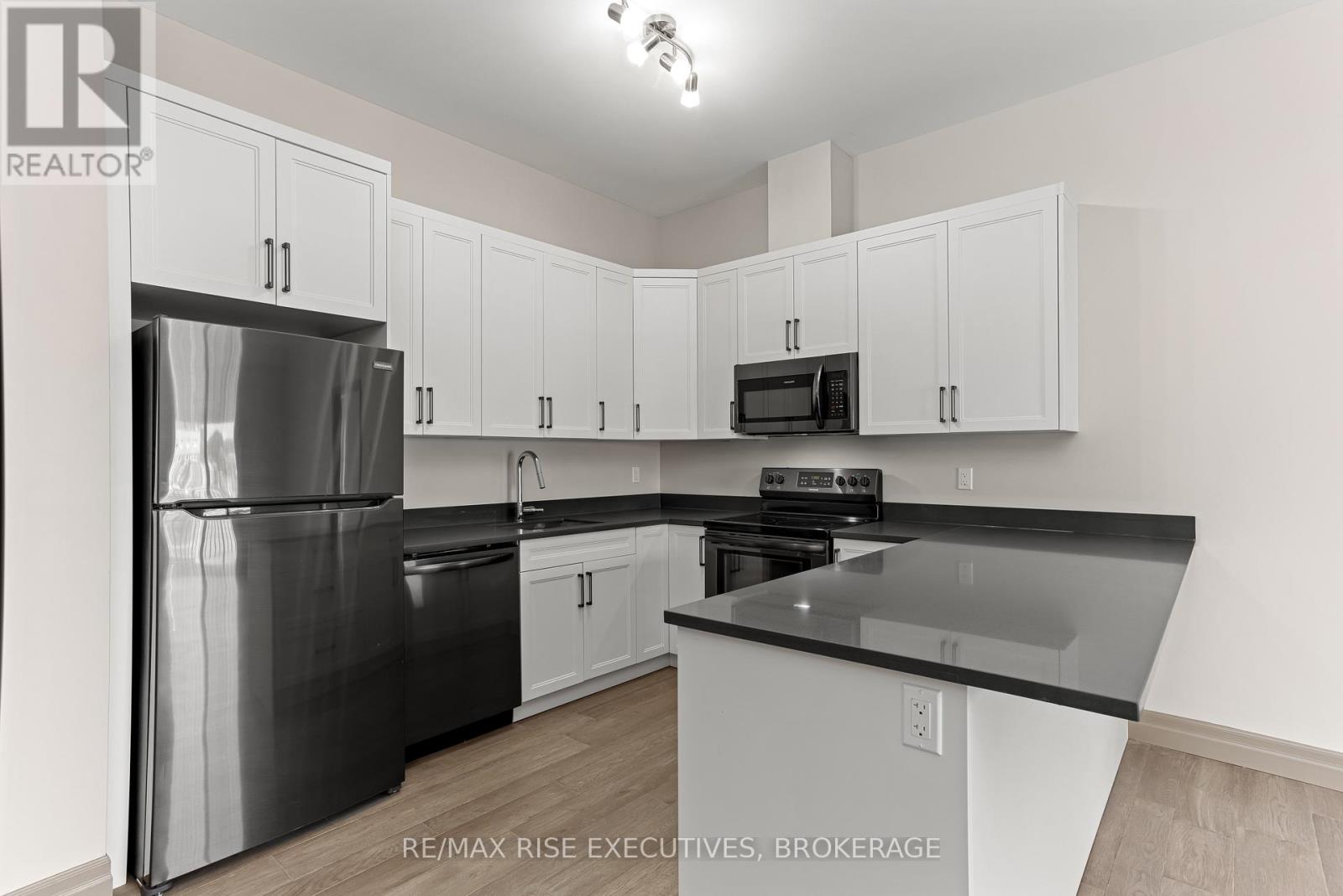 219 - 847 Development Drive, Kingston (South Of Taylor-Kidd Blvd), Ontario  K7M 4W6 - Photo 6 - X12476110
