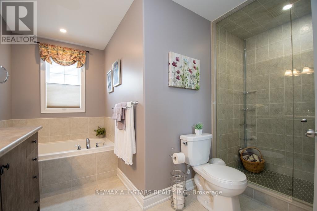 10 Silverbrook Avenue, Kawartha Lakes, Ontario  K9V 0L9 - Photo 24 - X12377263