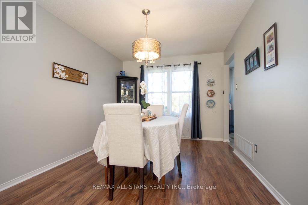 176 Elgin Street, Kawartha Lakes, Ontario  K9V 6B3 - Photo 13 - X12454119
