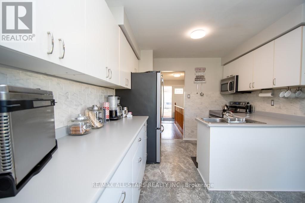 176 Elgin Street, Kawartha Lakes, Ontario  K9V 6B3 - Photo 20 - X12454119