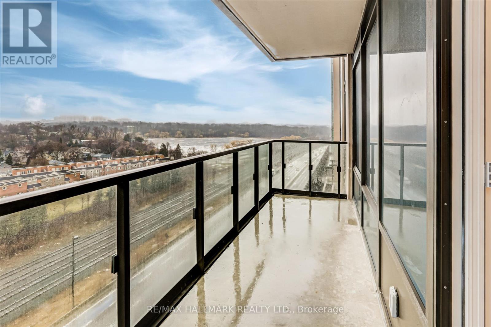 1502 - 1928 Lake Shore Boulevard W, Toronto, Ontario  M6S 0B1 - Photo 14 - W12394444