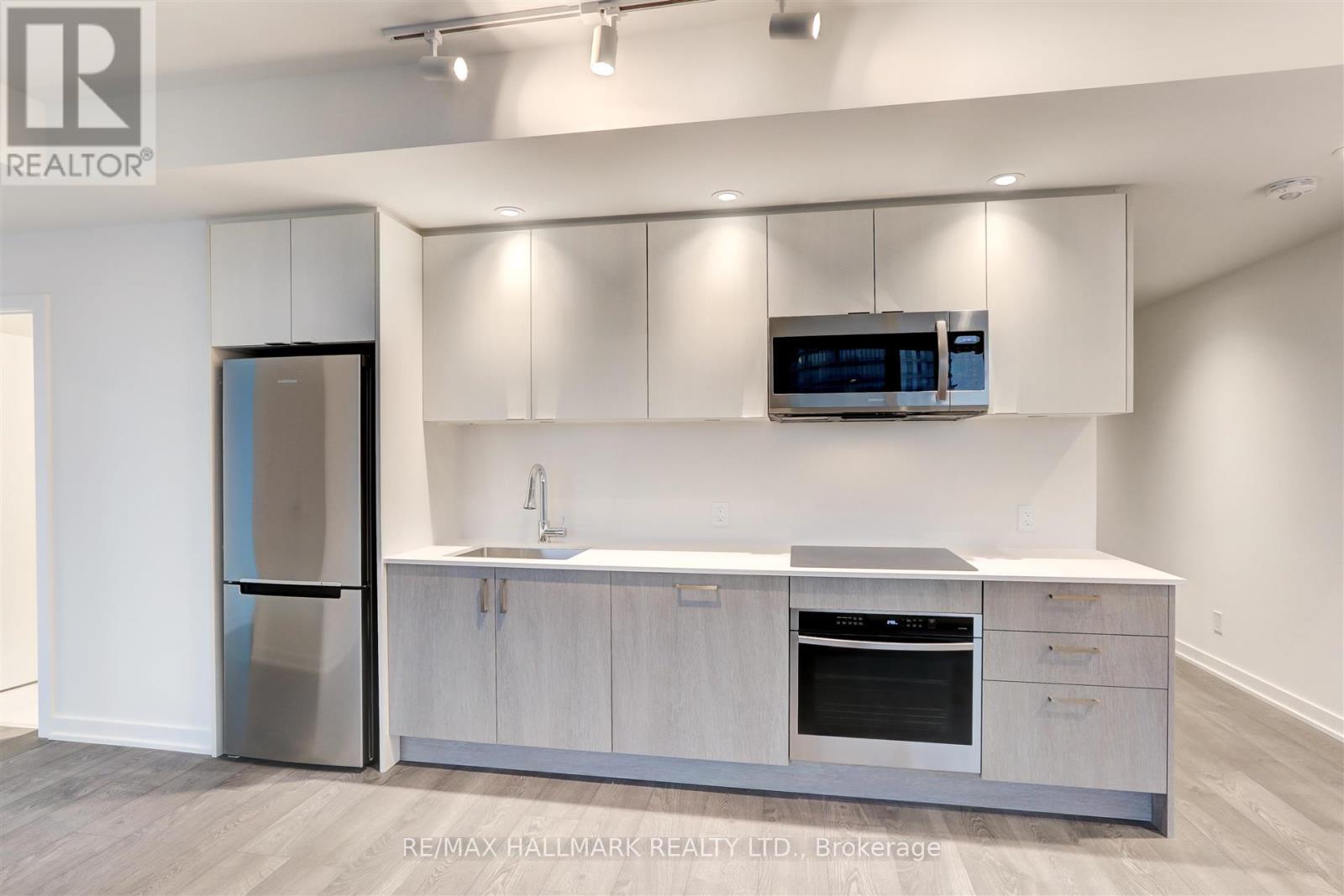 1502 - 1928 Lake Shore Boulevard W, Toronto, Ontario  M6S 0B1 - Photo 4 - W12394444