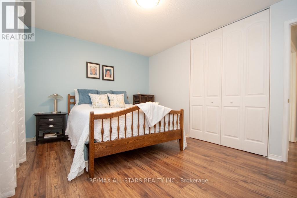 176 Elgin Street, Kawartha Lakes, Ontario  K9V 6B3 - Photo 22 - X12454119